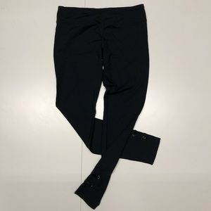 Payne black crop leggings (S)